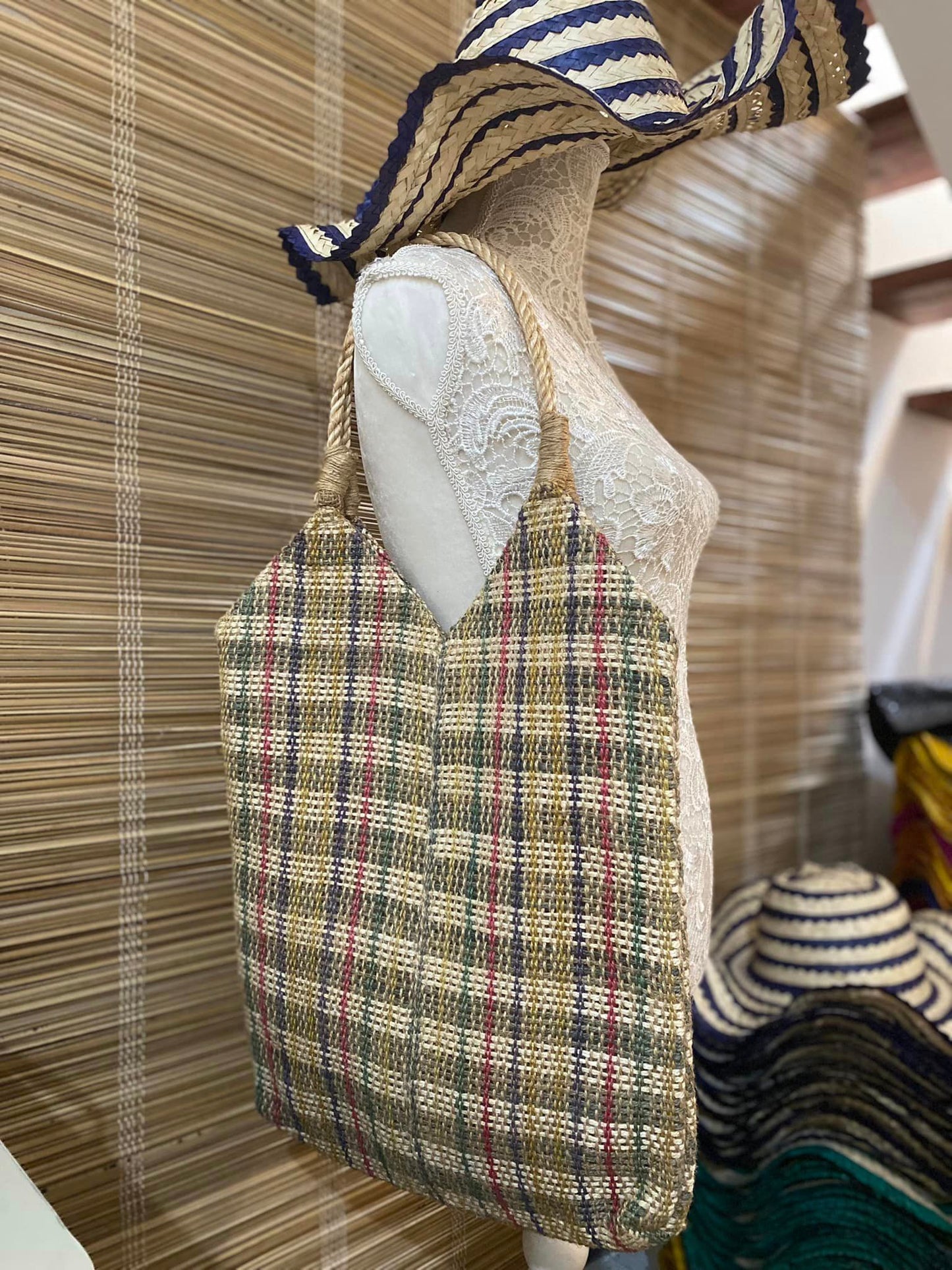 Jute Cleavage Bag with Cloth Lining